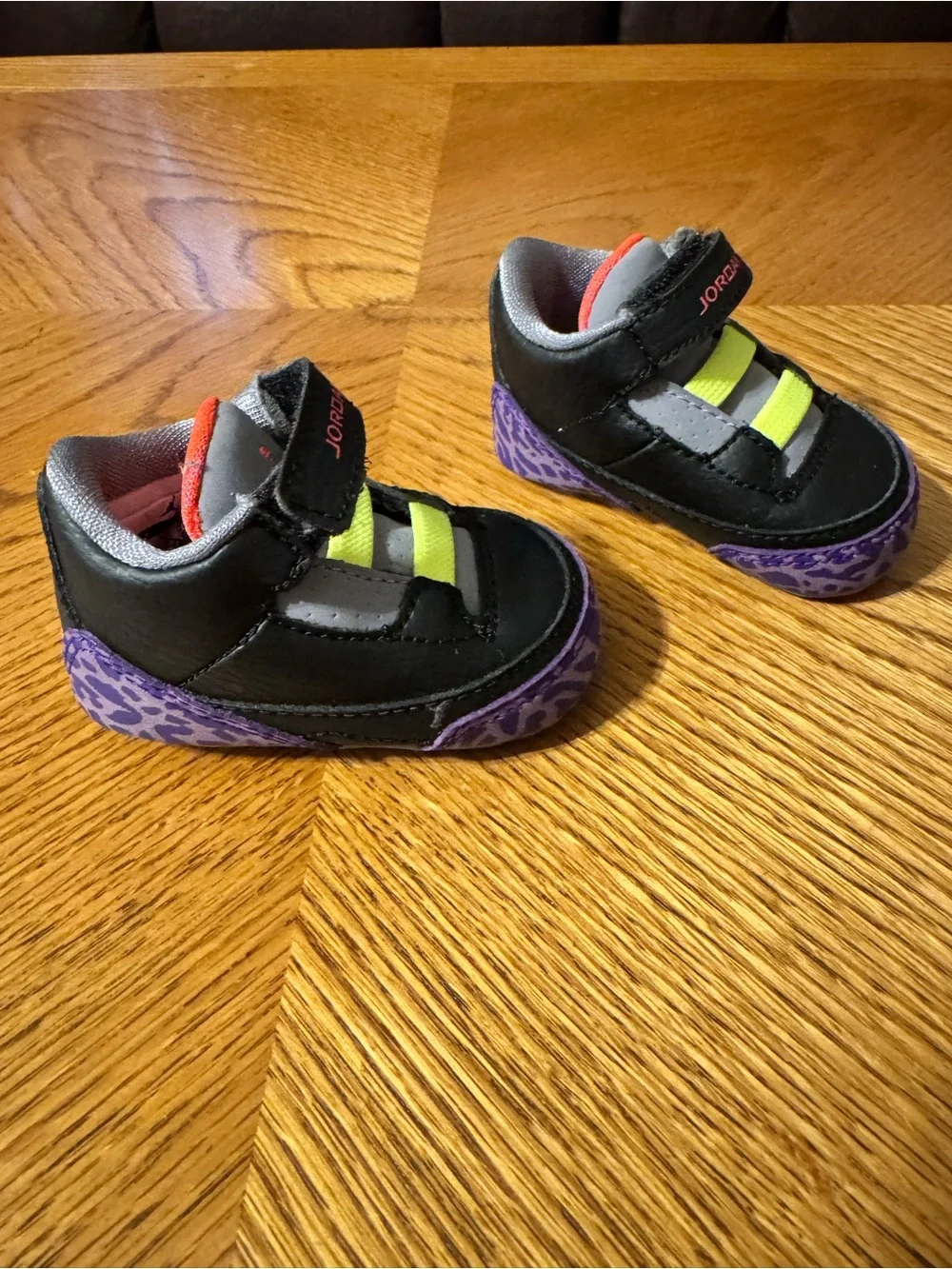 Baby Girls Nike Air Jordan Black & Purple Retro Bootie Soft Sole